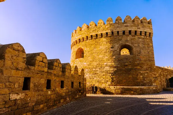 Fotoğraf Eski Şehir 'de (sözde Icherisheher) çekilmiştir. Bakü, Azerbaycan.