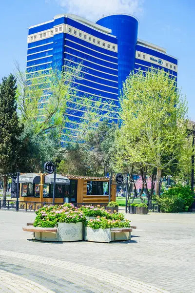 Bakü, Azerbaycan 'da seyahat ve tatil kavramı