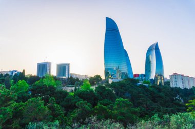 İnanılmaz bir şehir manzarası. Bakü, Azerbaycan. Seyahat ve tatil konsepti fotoğrafı.