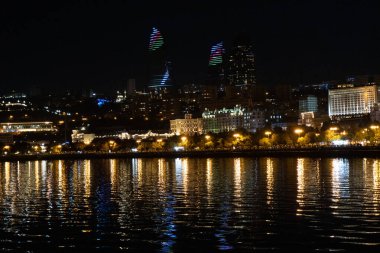 Bakü, Azerbaycan 'daki çarpıcı şehir manzarası.