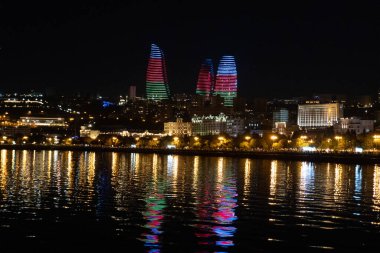 Bakü, Azerbaycan 'daki çarpıcı şehir manzarası.