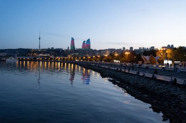 Bakü, Azerbaycan 'daki çarpıcı şehir manzarası.