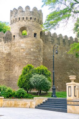 Bakü, Azerbaycan 'da eski bir kasaba. Tatil ve seyahat konsepti.