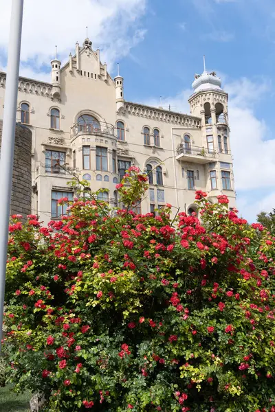 Barselona 'daki eski bina.