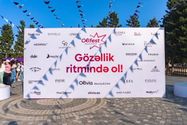 Bakü Bulvarı 'nda Olifest Güzellik Festivali. Bakü, Azerbaycan. 8 Haziran 2025.