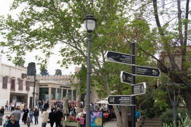  Icherisheher 'daki Uluslararası Halı Festivali (Eski Şehir). Bakü, Azerbaycan. 3 Mayıs 2025.