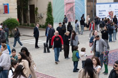  Icherisheher 'daki Uluslararası Halı Festivali (Eski Şehir). Bakü, Azerbaycan. 3 Mayıs 2025.