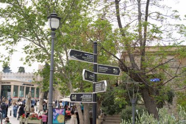  Icherisheher 'daki Uluslararası Halı Festivali (Eski Şehir). Bakü, Azerbaycan. 3 Mayıs 2025.