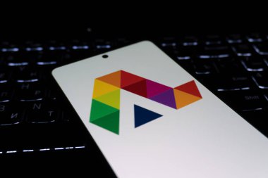 Alison - çevrimiçi öğrenme platformu. Eğitim konsepti fotoğrafı.