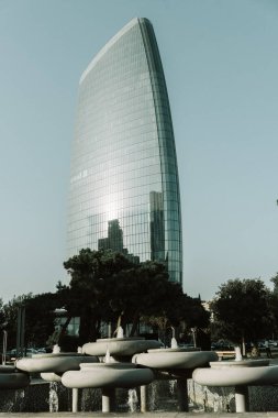 Fotoğraf kentsel alanda ele geçirildi. Bakü, Azerbaycan.