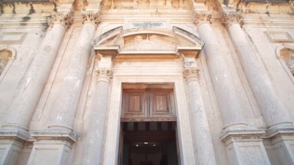 Open Doors Old Stone Church Italian Style — Stock Video