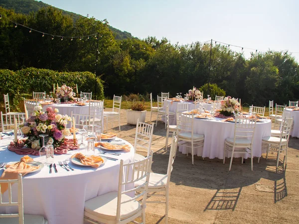 Table Une Réception Mariage Luxe Belles Fleurs Sur Table Servir — Photo
