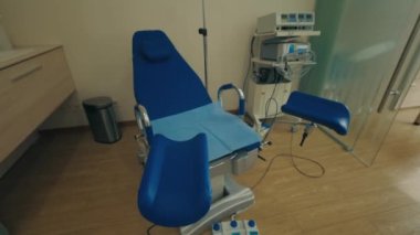 Tıbbi Klinikteki Jinekoloji Odası. Jinekolojik Yatak Kadın Doğum ve Jinekoloji Bölümü. Hamilelik Planlama Konsepti