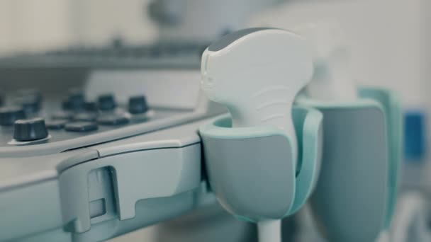 Ultraschallgerät Erleichtert Medizinische Untersuchung Krankenhaus Ultraschall Scanner Diagnosewerkzeug Unverzichtbare Ausrüstung — Stockvideo