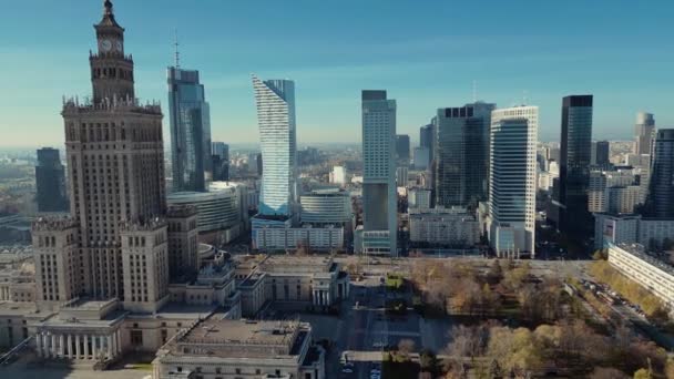 Das Moderne Warschauer Stadtzentrum Aus Der Vogelperspektive Mit Dem Majestätischen — Stockvideo