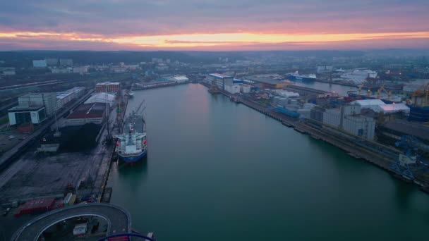 Luchtfoto Van Haven Van Gdynia Uitvoer Zee Vrachtschip Import Export — Stockvideo
