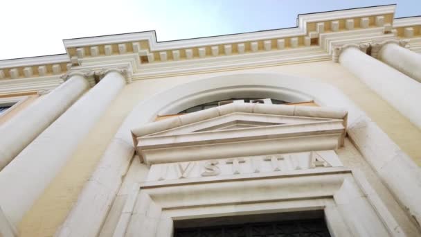 Salerno Kampanien Italien Oktober 2022 Die Lateinische Inschrift Justice Auf — Stockvideo