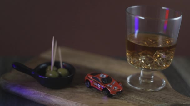 Concept Drinking Alcohol While Driving Drunk Driving High Quality Fullhd — Stock Video
