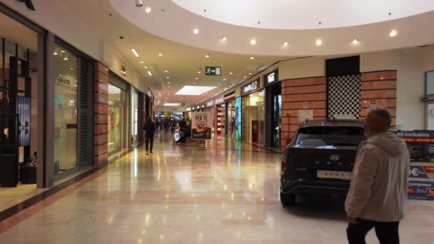 Salerno Campania Italy November 2023 Interior Shopping Centre People Walking — Stock Video