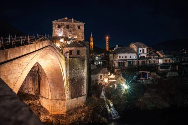 Malowniczy Widok Stare Miasto Mostu Mostar Nocy — Zdjęcie stockowe