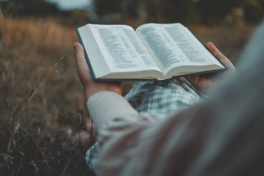 İncil doğada, Hristiyan konsepti.