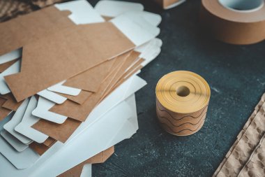 Ürün ambalajı için el yapımı mallar.