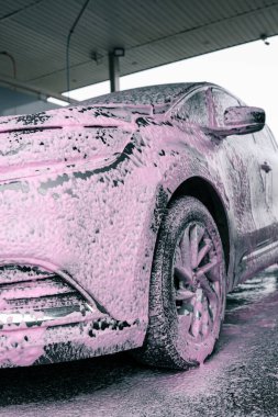 Pembe köpüklü el yıkama arabası, reklam..