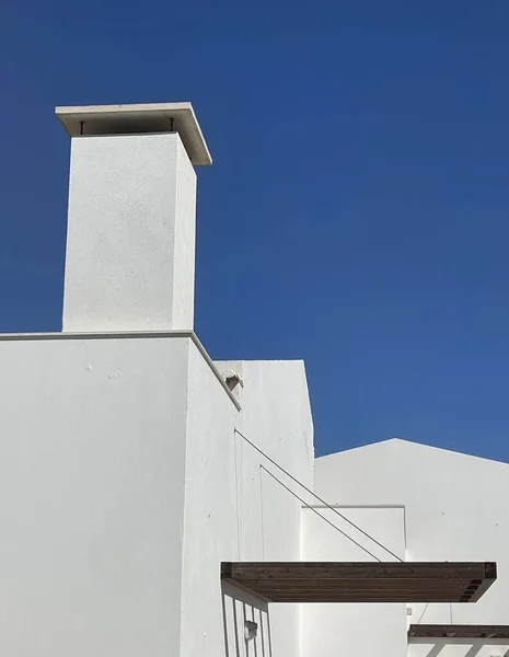 Kilátás Tetővonal Hagyományos Fehérre Meszelt Otthonok Algarve Régióban Portugália Fényes — Stock Fotó