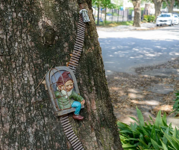 New Orleans Usa 2023 밖으로 엘프시내 지역의 나무에 — 스톡 사진