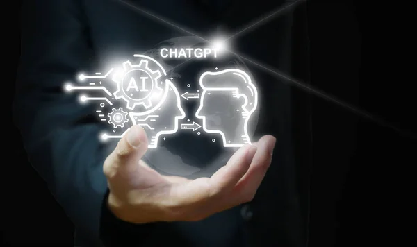 Бізнесмен Має Віртуальну Графіку Чатґпта Руці Chatbot Chat Artificial Intelligence — стокове фото
