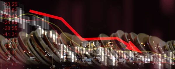 Economische Recessie Concept Munten Financiële Grafiek Vrije Val Temidden Van — Stockfoto