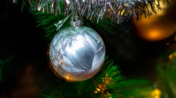 Jul Dekoration Med Ljus Och Kvinna Ben Skor — Stockfoto