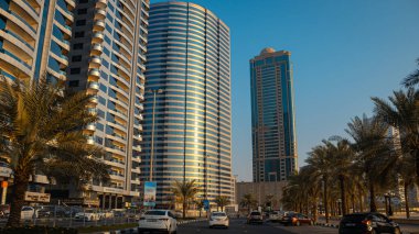 Sharjah, uae-june, 2022: Sahildeki modern binalar