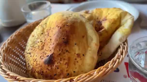 Tandoori Nan Bread Traditional Uzbek Bread Turkish Bread — Vídeos de Stock