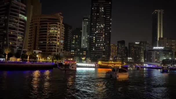 Прекрасный Вид Ночной Городской Пейзаж — стоковое видео