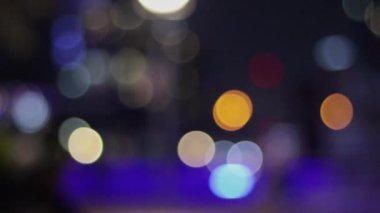 Çağdaş Gelecek Müzesi 'nin bir parçası olarak tavan ve duvarlarda Arapça kaligrafi. Yüksek kalite 4K görüntü. Yüksek kalite 4k görüntü