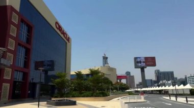 Dubai şehir silueti ve gökdelenler, Birleşik Arap Emirlikleri, Emirlikleri.