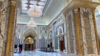 Abu Dabi, UA- 25062023: Watan al Qasr, başkanlık sarayı. Yüksek kalite 4k görüntü