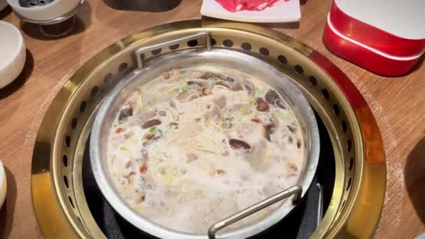 Cozinha Chinesa Picante Quente Imagens Fullhd Alta Qualidade — Vídeo de Stock