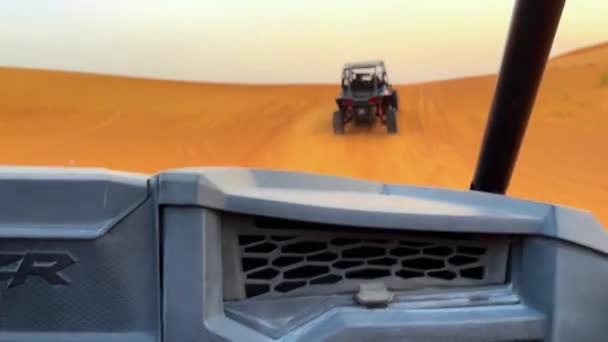 Passeio Areia Extrema Passeio Buggy Deserto Pôr Sol Deserto Imagens — Vídeo de Stock