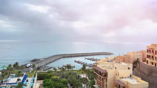 Widok Balkonu Hotelowego Morza Terytorium Hotelu Krajobraz Hotelu Morzem Promieni — Wideo stockowe