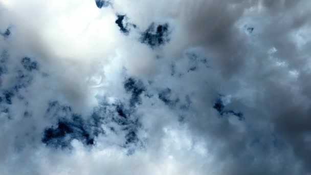 Moody Cielo Azul Con Cubierta Solar Con Nube Ayuno Imágenes — Vídeo de stock