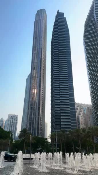 Dubai Şehri Manzarası Modern Şehir Yüksek Binaları Olan Mavi Gökyüzü — Stok video