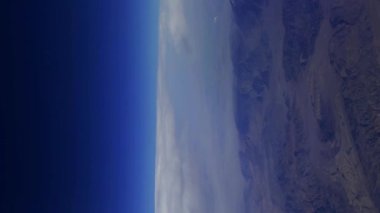 Uçak penceresinden görünümü