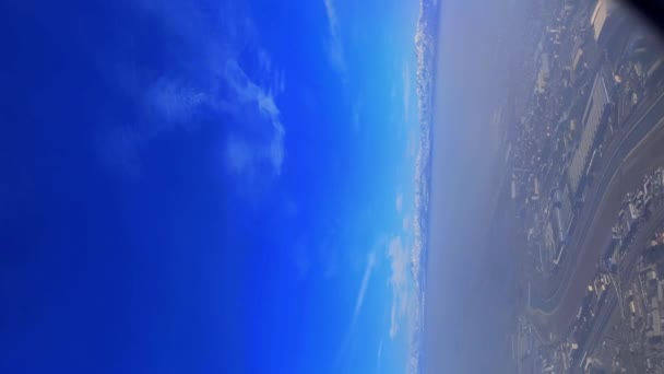 Der Malerische Blick Aus Dem Flugzeugfenster Über Den Flügel Auf — Stockvideo