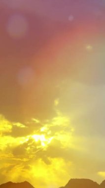 Bulutlu güzel gökyüzü