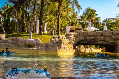 Yüzme havuzunun güzel manzarası