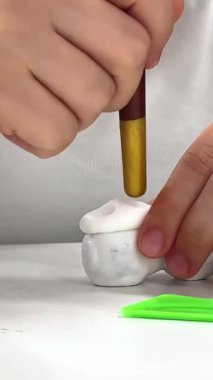 El oymacılığı ve mermer figürler yaratmak. Yüksek kalite 4k görüntü