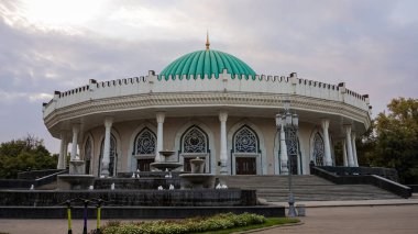 Taşkent, Özbekistan - 092024: Taşkent şehir manzarası. Yüksek kalite fotoğraf