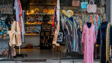 Taşkent, Özbekistan - 09252024: Arbat sokağı, Broadway sokağı. Yüksek kalite fotoğraf
